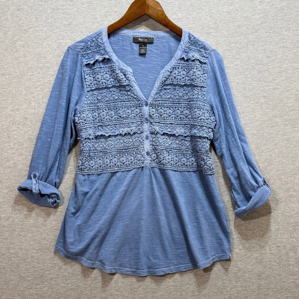 Style & Co Crochet Lace Blouse Womens Medium Blue Slub Knit Roll Tab Boho Casual